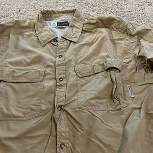 Long sleeve insect protectant men’s shirt